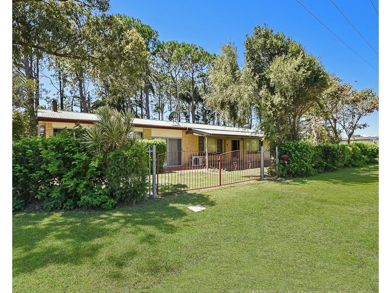 7 Phillip Street, Beachmere QLD 4510