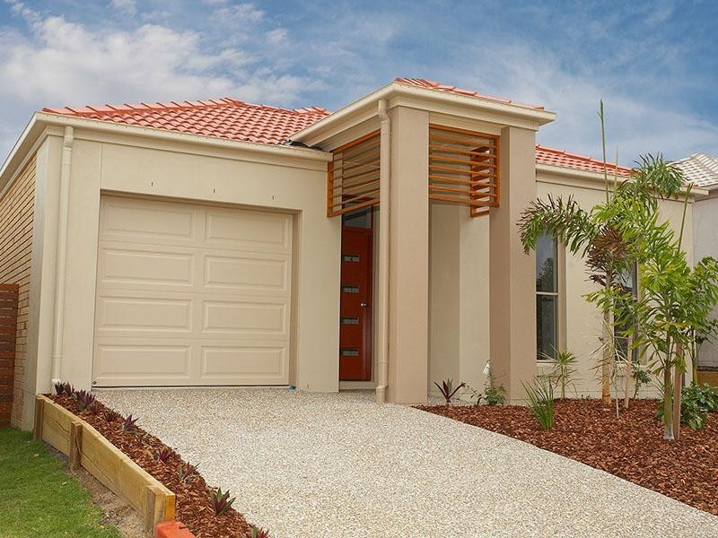 8 Planigale Crescent, North Lakes QLD 4509