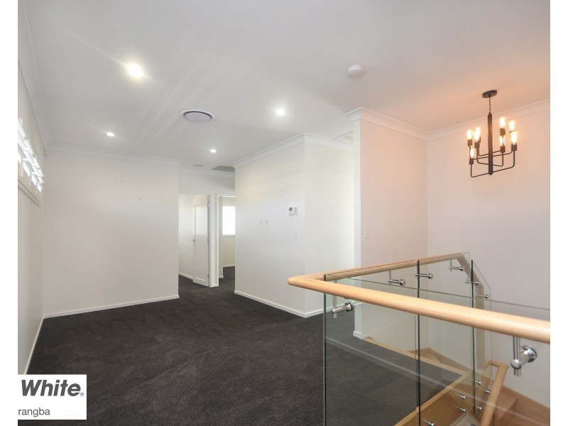 16 Greenhaven Crct, Narangba QLD 4504