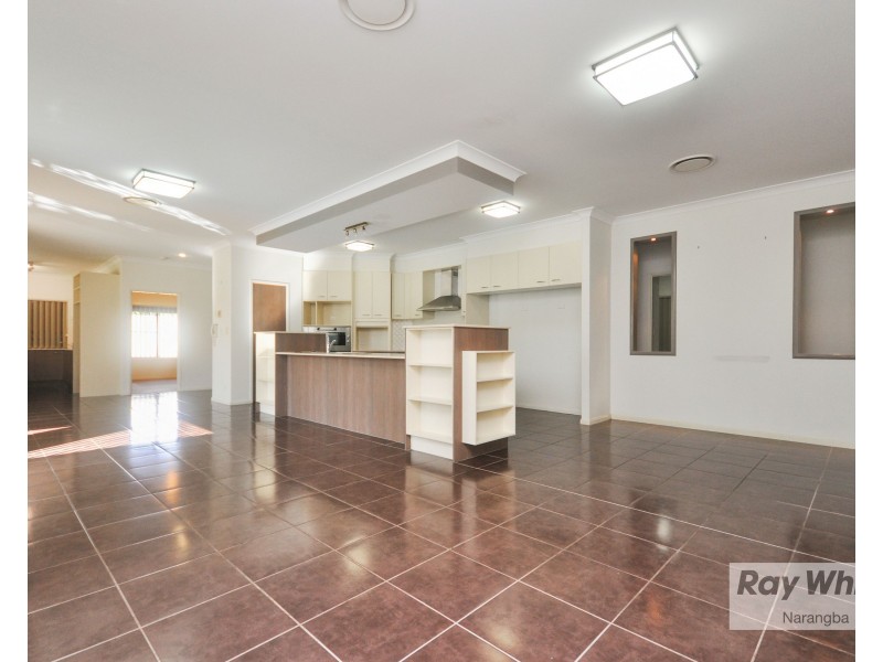17 Wattle Grove Drive, Ningi QLD 4511