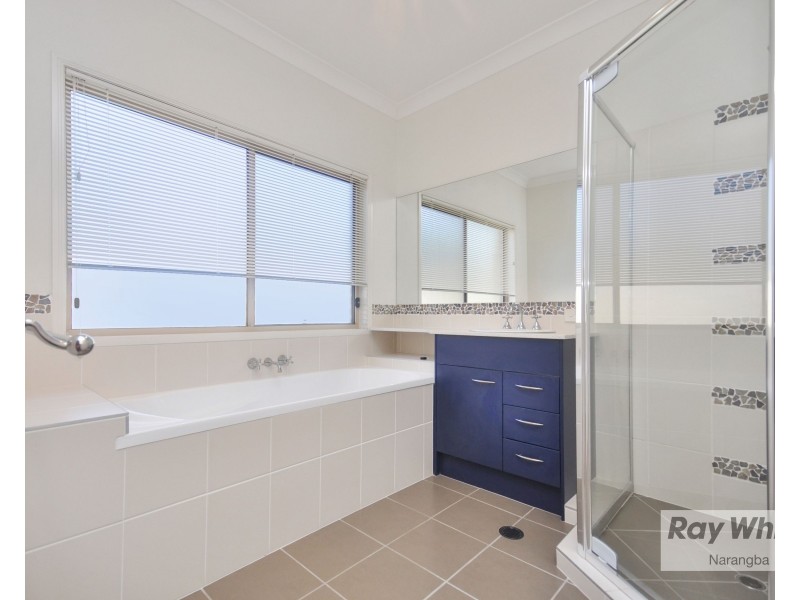 17 Wattle Grove Drive, Ningi QLD 4511
