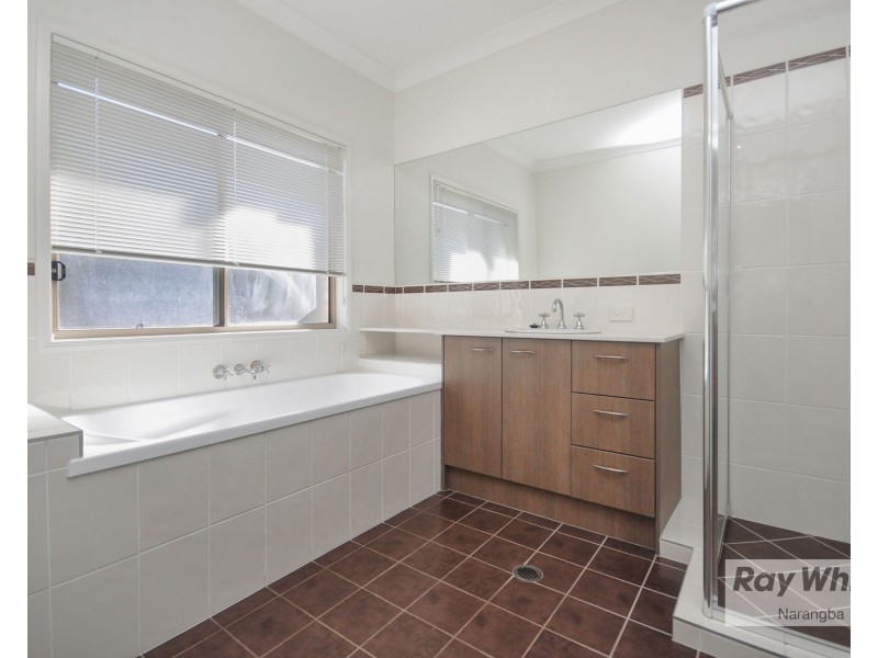 17 Wattle Grove Drive, Ningi QLD 4511