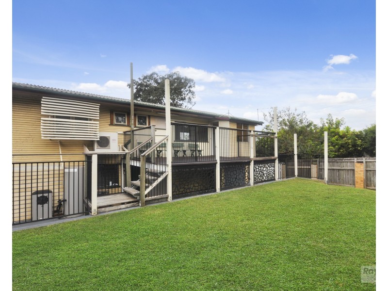 14 Petrie Street, Petrie QLD 4502