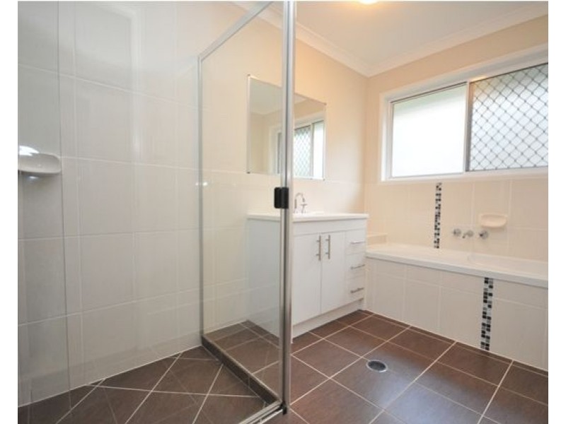 8 Terrace Court, Narangba QLD 4504