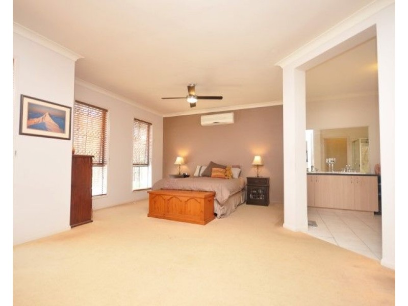 30 Parklands Court, Kurwongbah QLD 4503