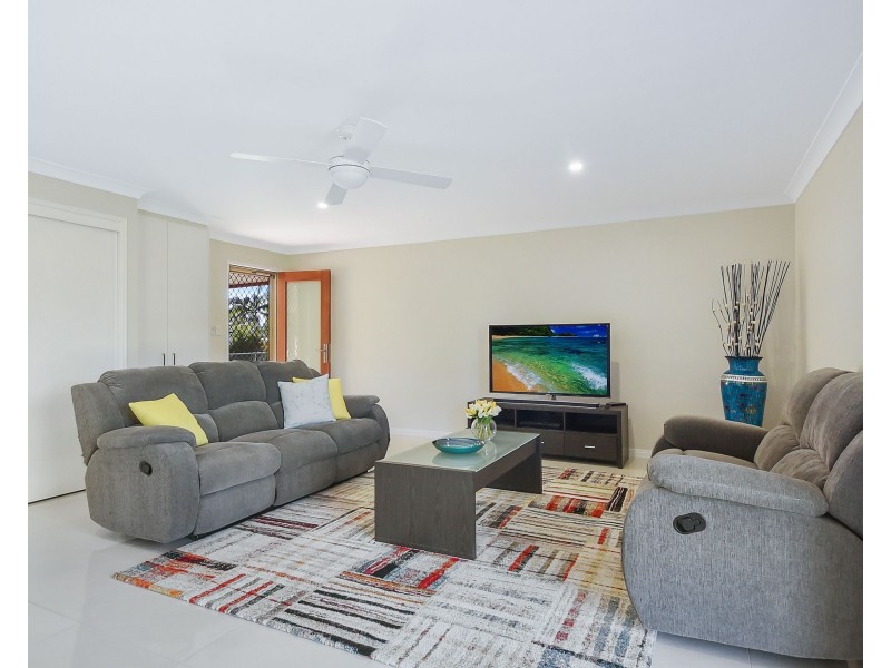 48-50 Melmor Court, Elimbah QLD 4516