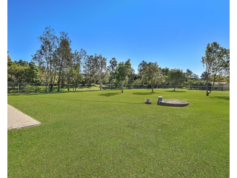 48-50 Melmor Court, Elimbah QLD 4516