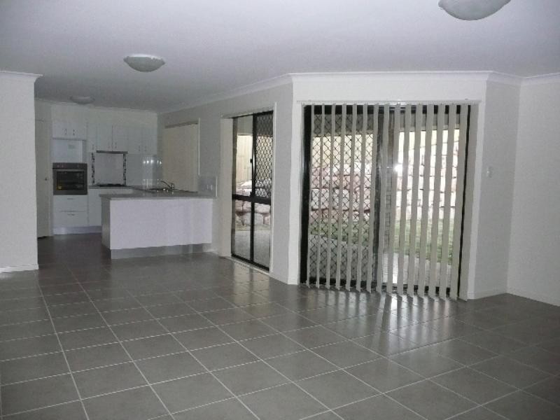 6 Valleyview Street, Narangba QLD 4504