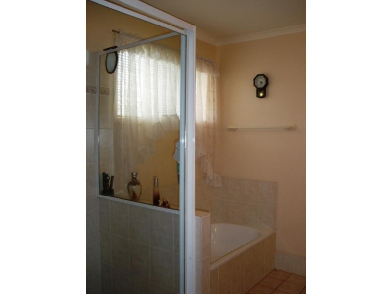 49 Tibrogargan, Narangba QLD 4504