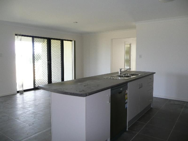 16 Lilly Anna Lane, Narangba QLD 4504