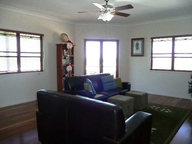 1162 Oakey Flat Road, Narangba QLD 4504