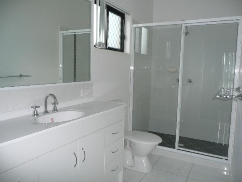 7 Joan Court, Rothwell QLD 4022