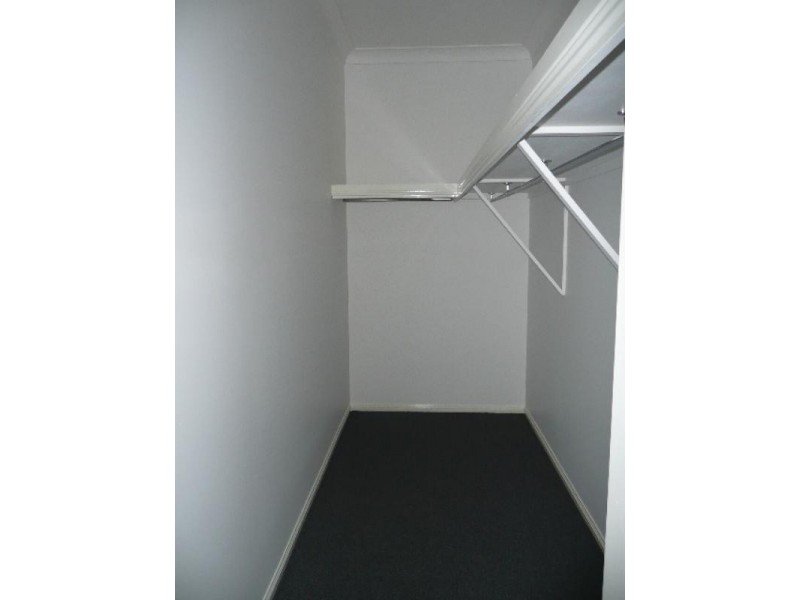 7 Joan Court, Rothwell QLD 4022