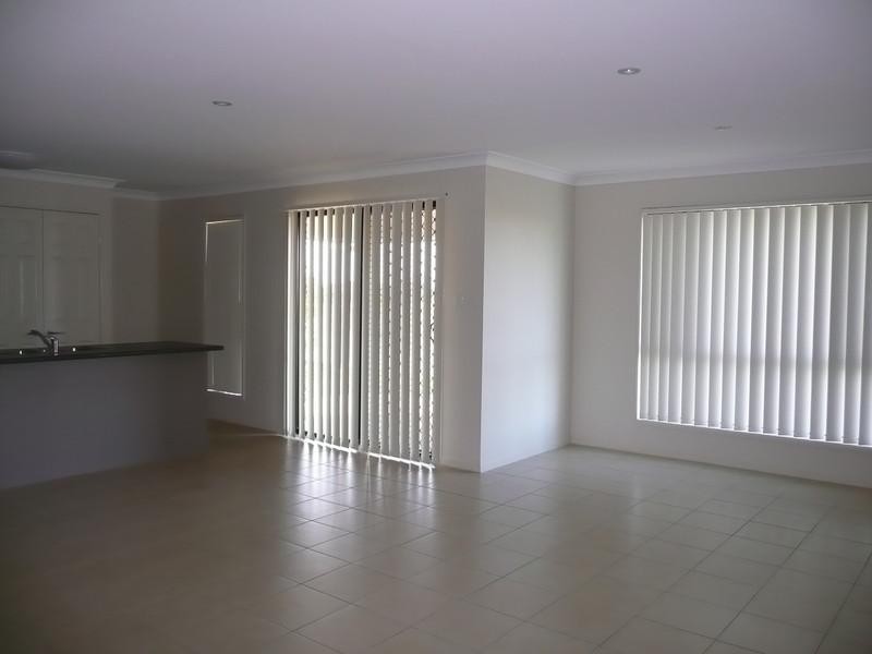 13 Nicholas Close, Narangba QLD 4504