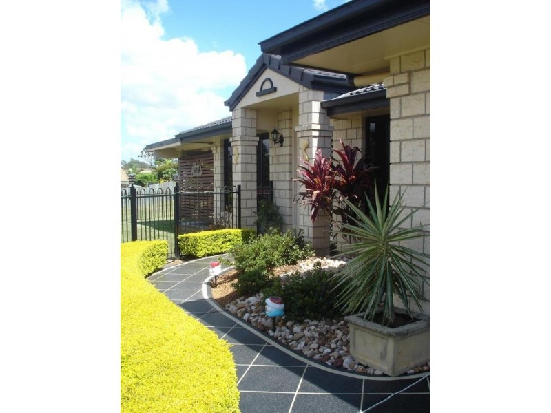 8 Freedom Drive, Kallangur QLD 4503