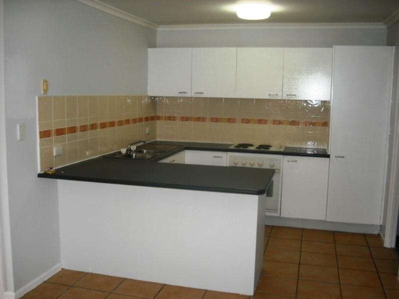 Unit 4/5 Grant Road, Morayfield QLD 4506