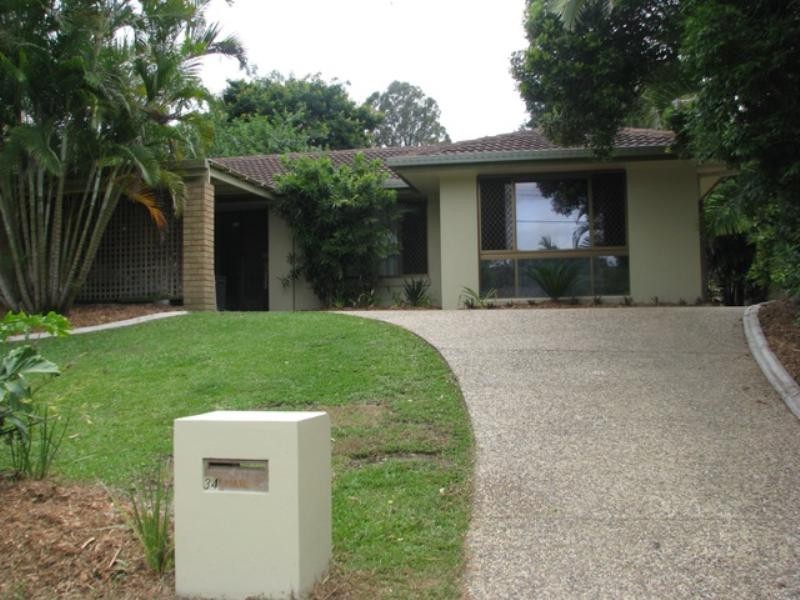 34 Eucumbene Drive, Petrie QLD 4502