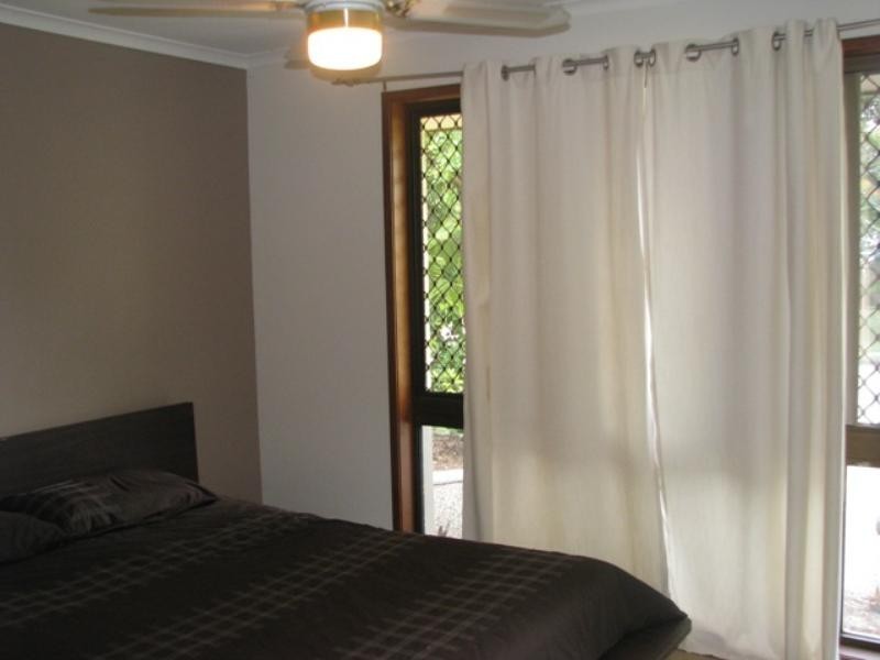 34 Eucumbene Drive, Petrie QLD 4502