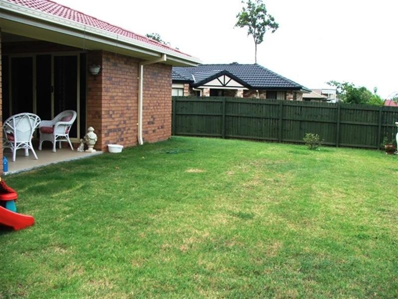 10 Tosca Street, Cashmere QLD 4500