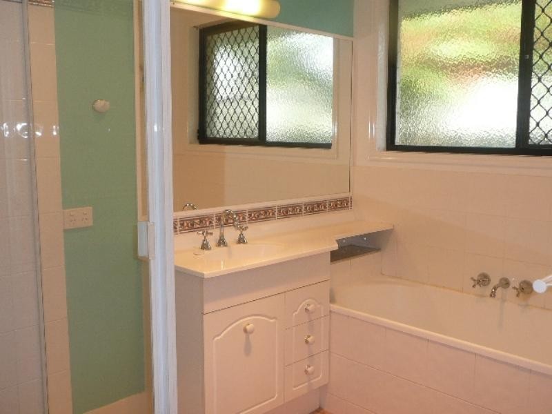 5 Palmer Place, Narangba QLD 4504