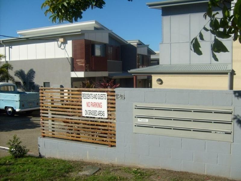 8/126 Turner Street, Scarborough QLD 4020