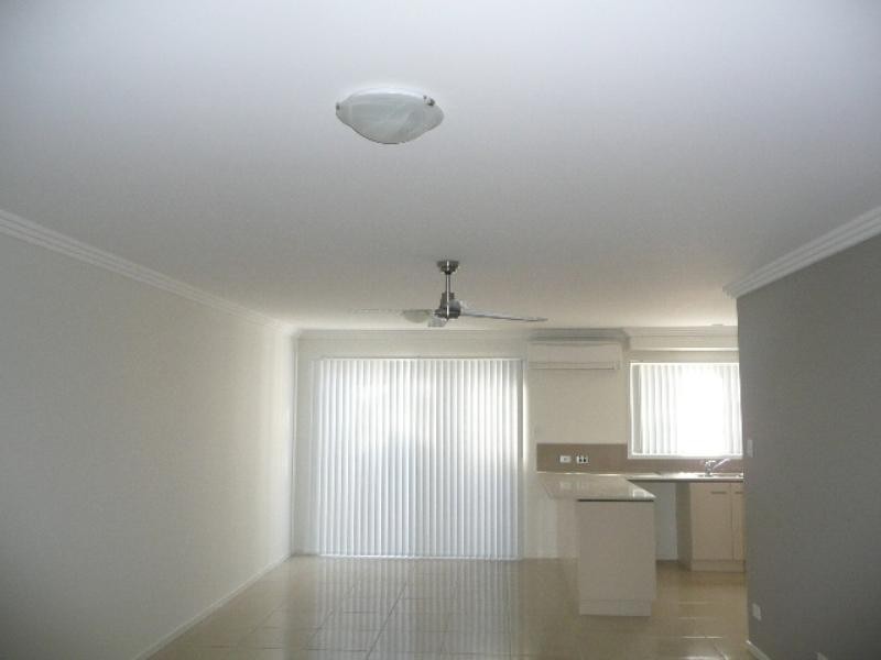 8/21-23 Thompson Crescent, Clontarf QLD 4019