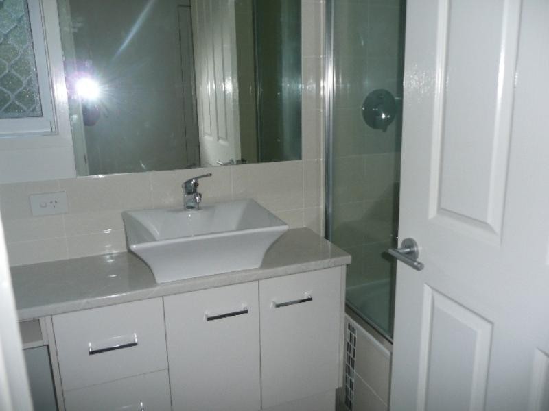 8/21-23 Thompson Crescent, Clontarf QLD 4019