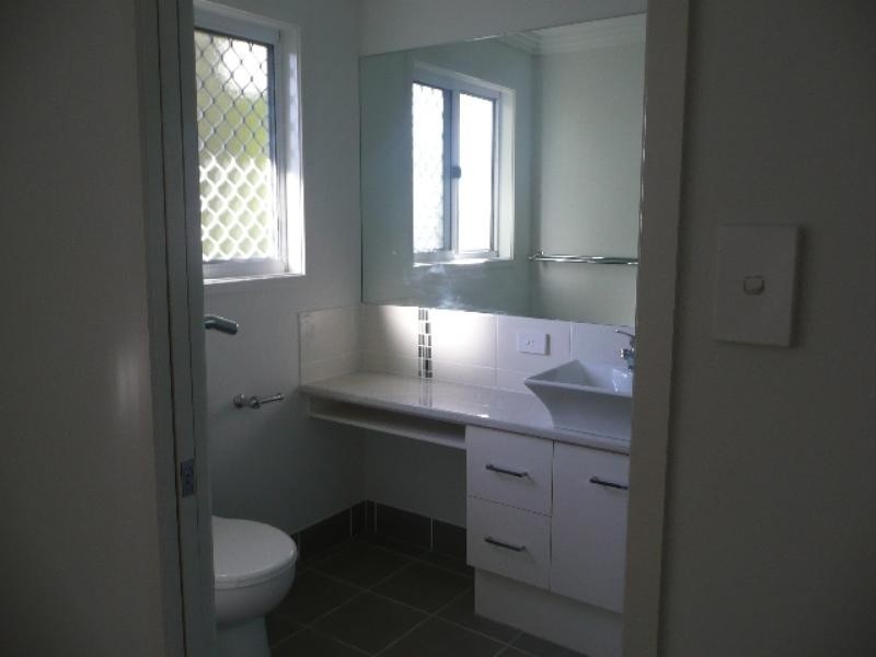 8/21-23 Thompson Crescent, Clontarf QLD 4019