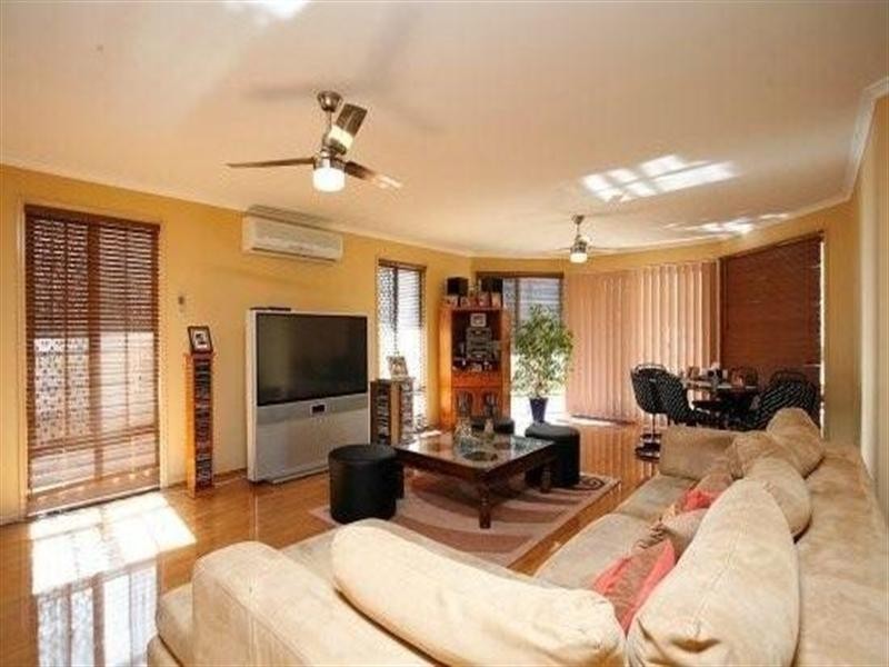 11 Tantallon Place, Narangba QLD 4504