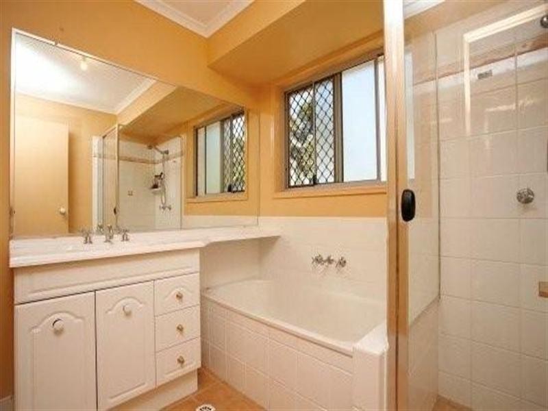 11 Tantallon Place, Narangba QLD 4504