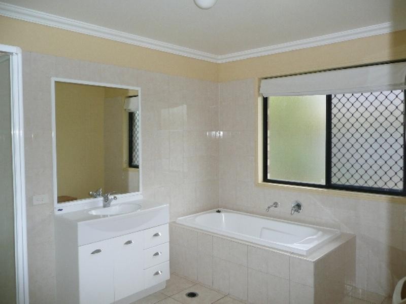 14 Figbird Drive, Narangba QLD 4504