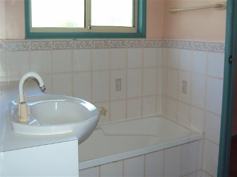 8 Claremont Court, Narangba QLD 4504