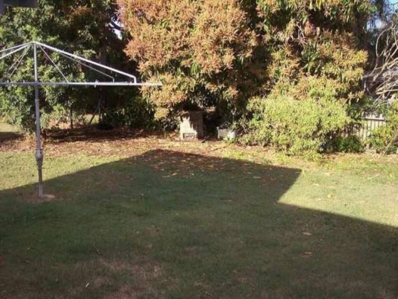 7 Wharf Street, Woody Point QLD 4019