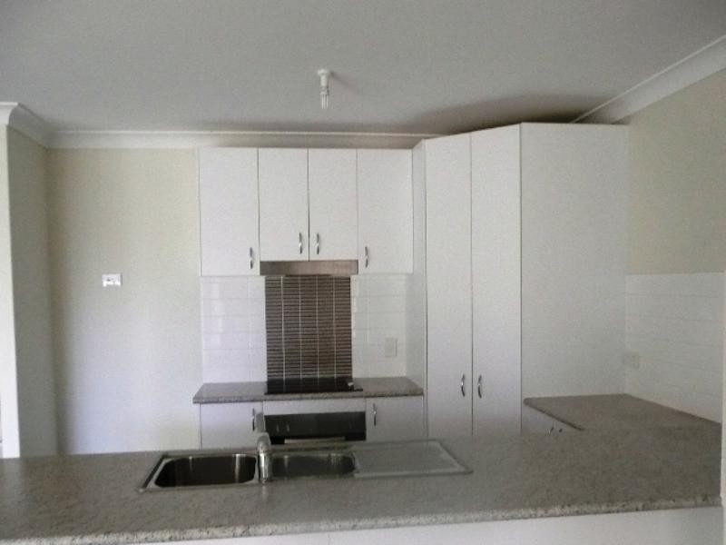 10 Valleyview Street, Narangba QLD 4504