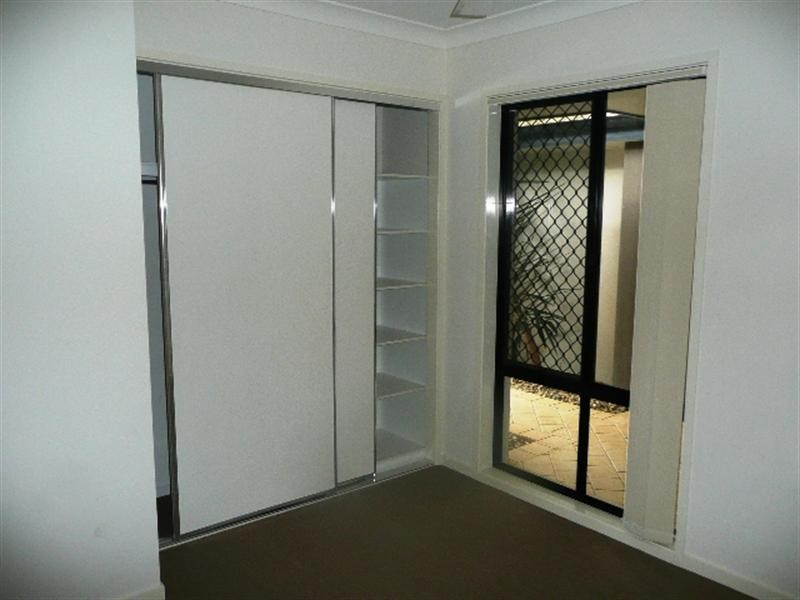 15 Cherrytree Crescent, Upper Caboolture QLD 4510