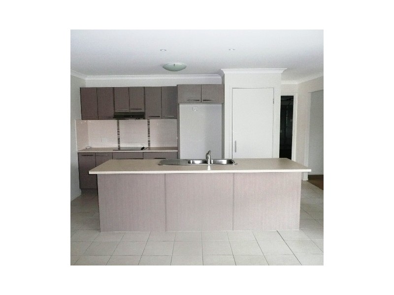9 Hackett Court, Caboolture South QLD 4510