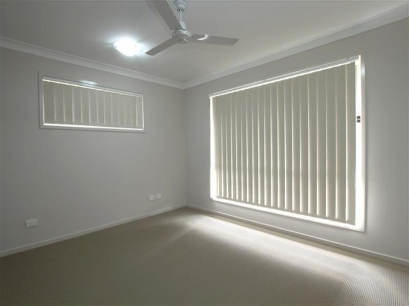 4 Aylmore Court, Narangba QLD 4504