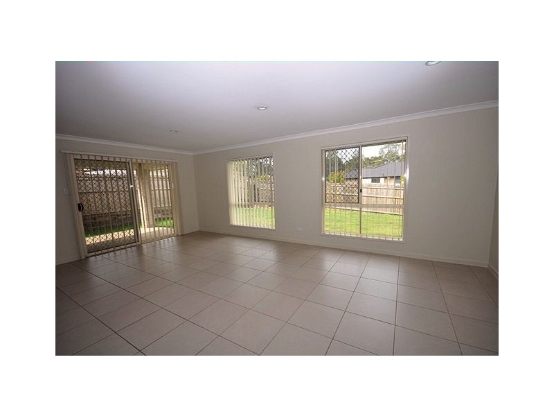 1 Baphal Crescent, Narangba QLD 4504