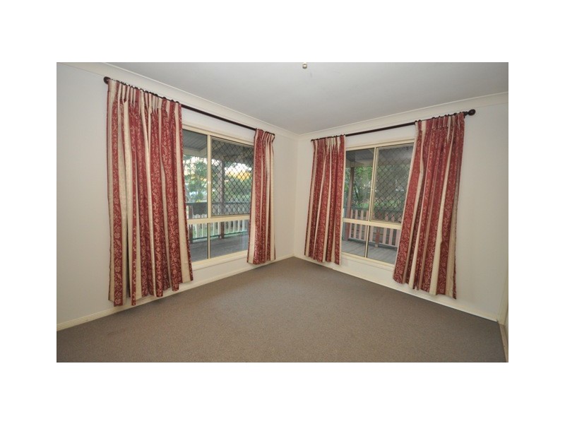 8 Mari Place, Narangba QLD 4504