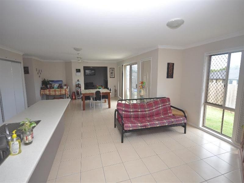 2 Grange Court, Narangba QLD 4504