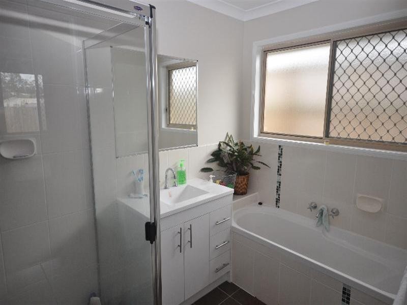 2 Grange Court, Narangba QLD 4504