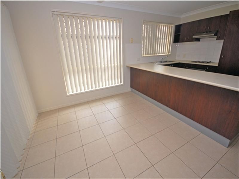 1/7 Dysart Street, Rothwell QLD 4022