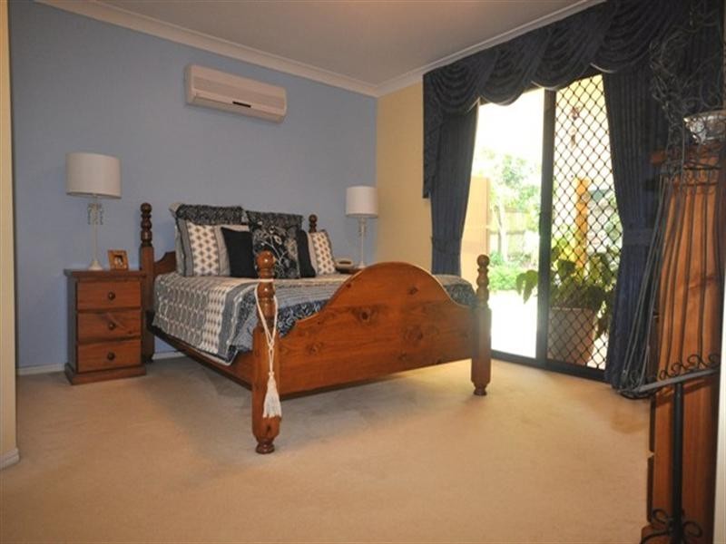 North Lakes QLD 4509