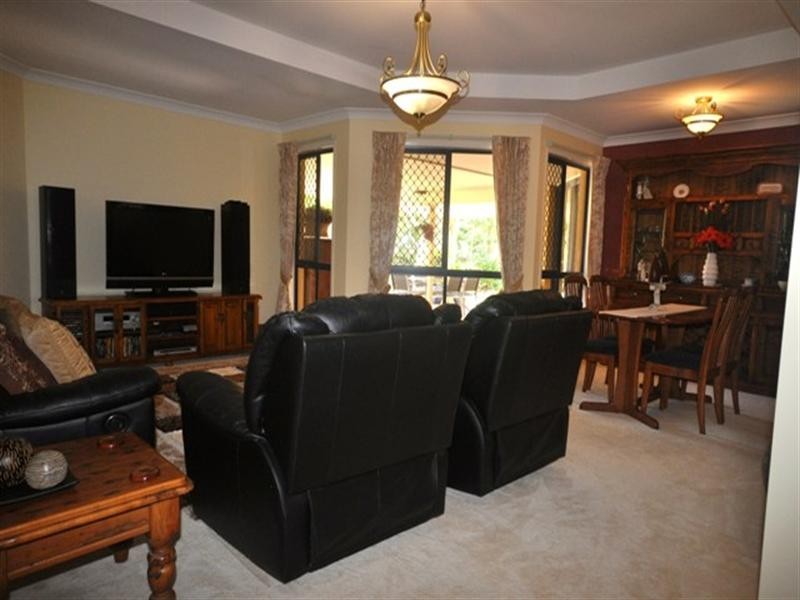 North Lakes QLD 4509