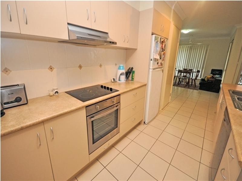 27 Lennon Boulevard, Narangba QLD 4504