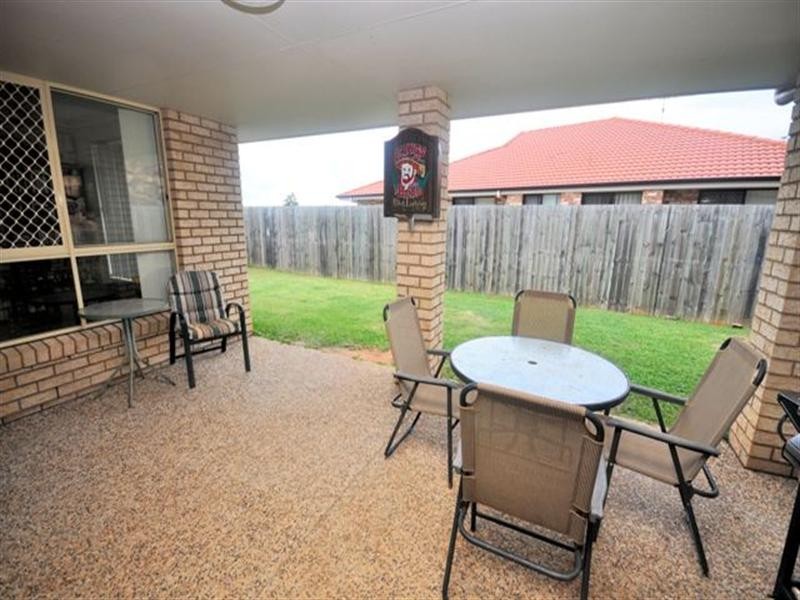 27 Lennon Boulevard, Narangba QLD 4504