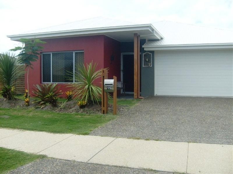 15 Central Green Drive, Narangba QLD 4504
