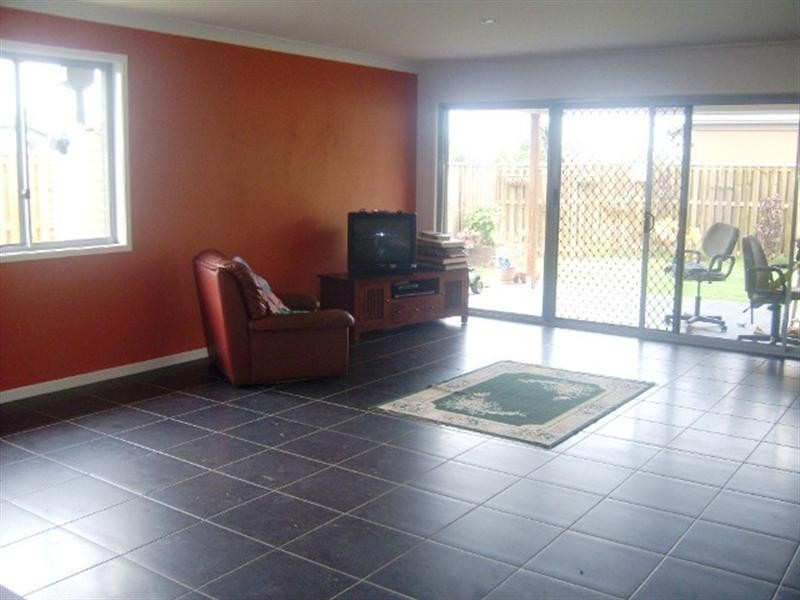 15 Central Green Drive, Narangba QLD 4504