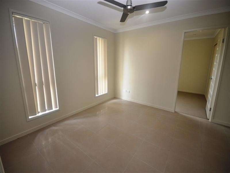 16 Bein Close, Narangba QLD 4504