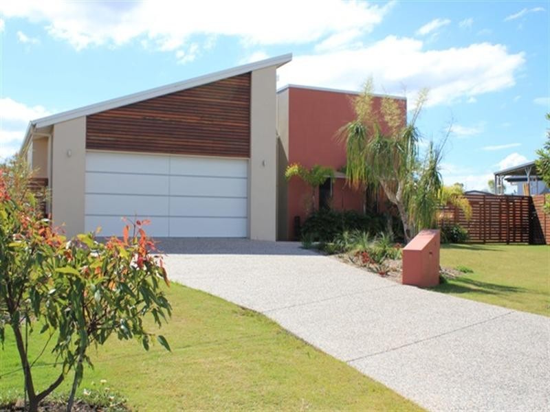 5 Crinum Court, Narangba QLD 4504